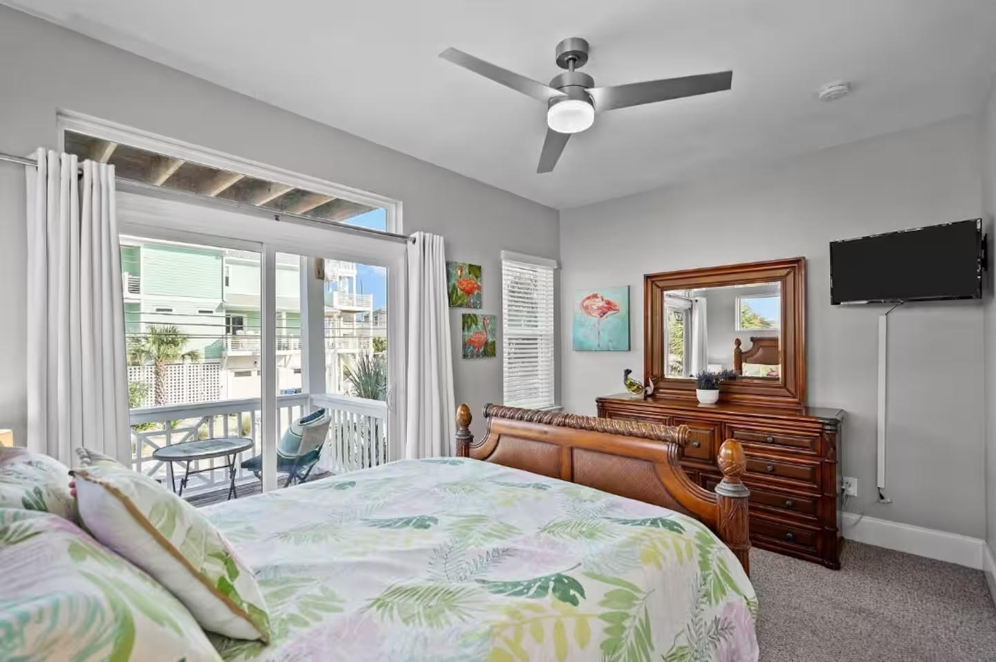 Shore Thing Y’all property and Carolina Beach photo 9 of 18
